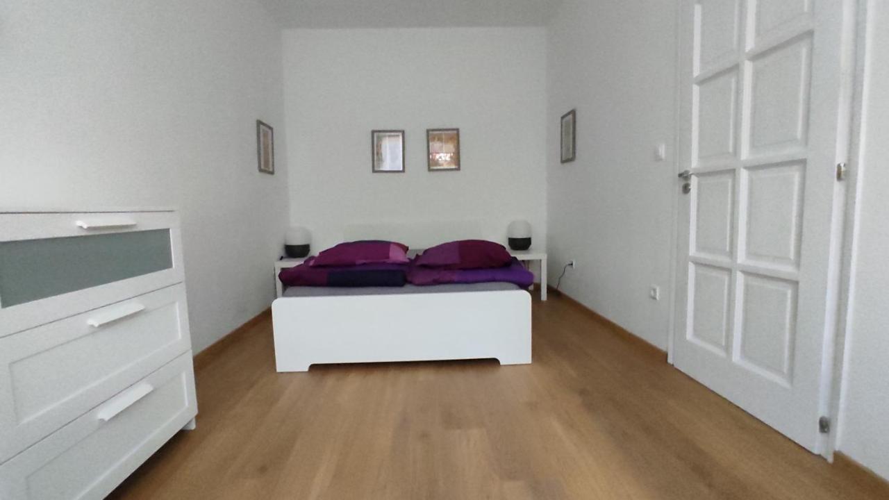קסזטלי Flora House 3 Minutes From Lake Balaton מראה חיצוני תמונה