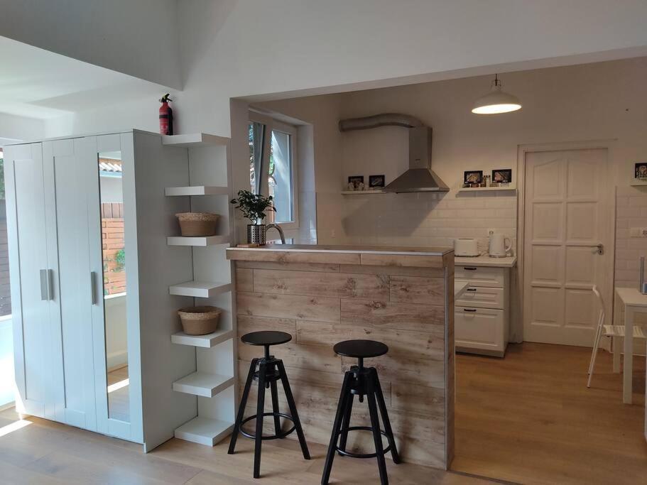 קסזטלי Flora House 3 Minutes From Lake Balaton מראה חיצוני תמונה